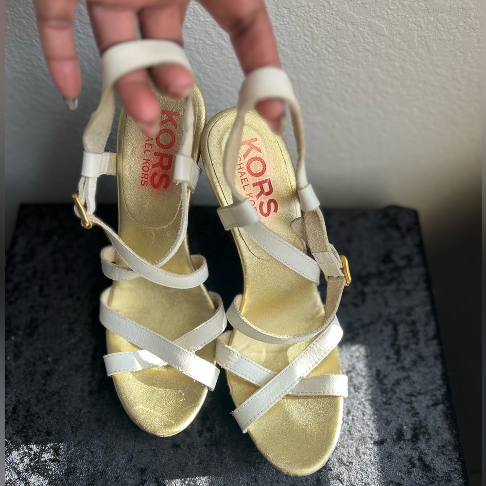 Michael Kors White Gold Wedge Sandals
ALL WHITE PARTY SUMMER WEAR - Picture 3 of 12